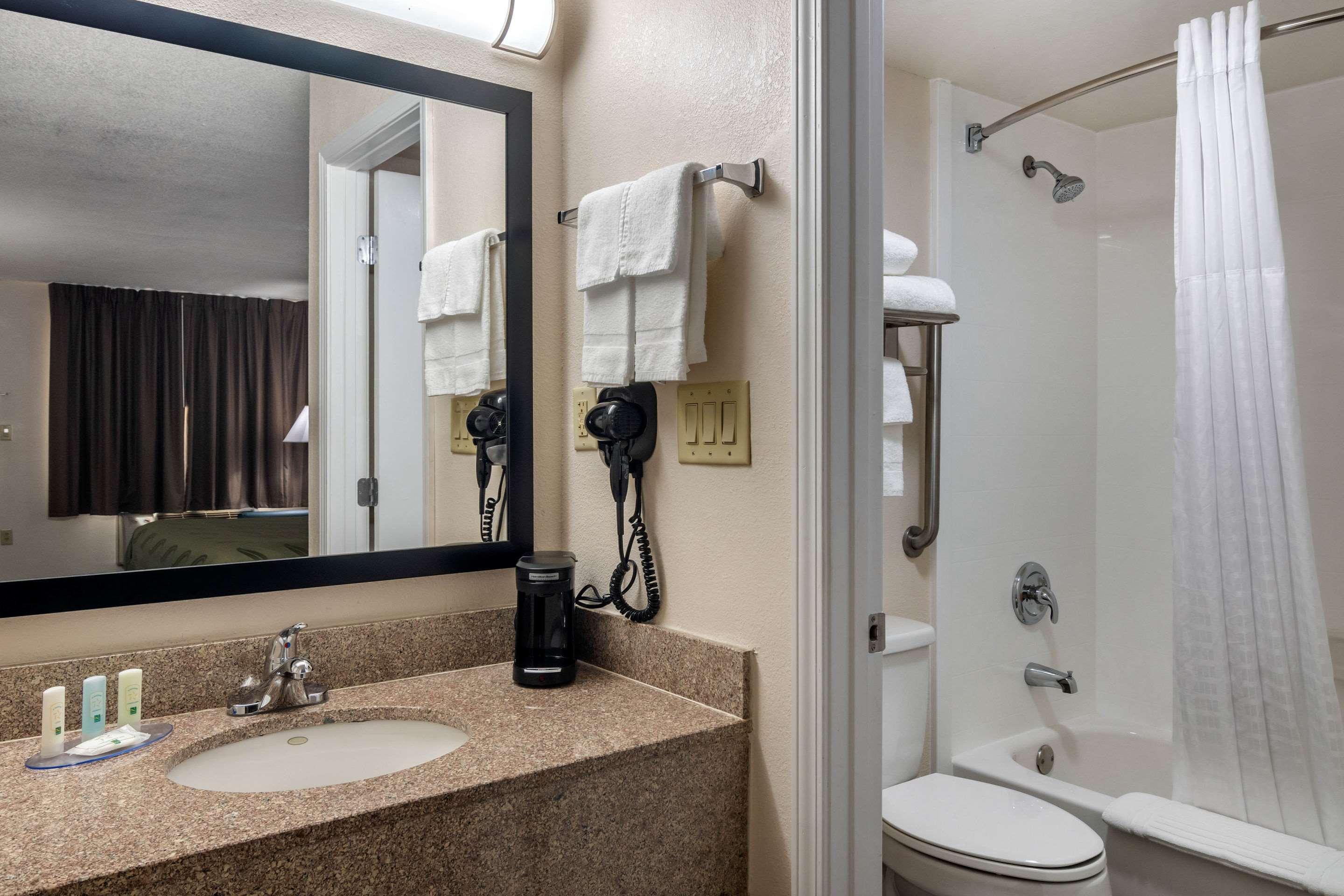 Quality Inn Mcdonough Atlanta South Exterior photo