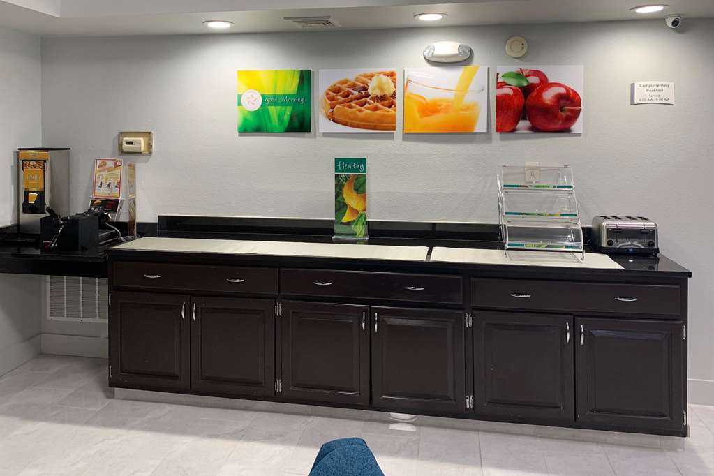 Quality Inn Mcdonough Atlanta South Restaurant photo